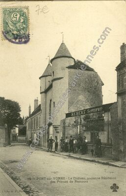 Carte postale ancienne Le Château, ancienne Résidence des Princes de Nemours — Pont-sur-Yonne (Yonne)
