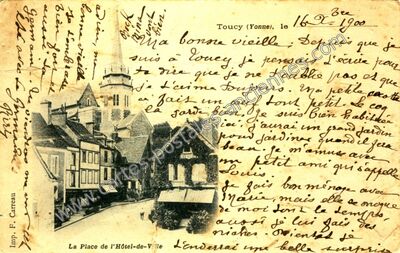 Carte postale ancienne La Place de l'Hôtel-de-Ville — Toucy (Yonne)