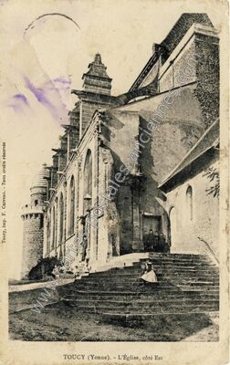 Carte postale ancienne L'Église, côté Est — Toucy (Yonne)