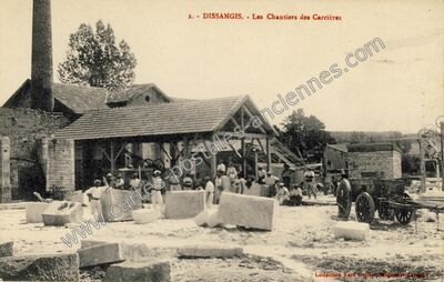 Carte postale ancienne Les Chantiers des Carrières — Dissangis (Yonne)
