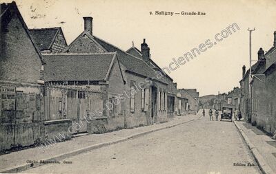 Carte postale ancienne Grande-Rue — Saligny (Yonne)
