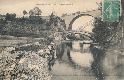 Carte postale ancienne Environs d'AVALLON. - Pierre-Perthuis — Pierre-Perthuis (Yonne)