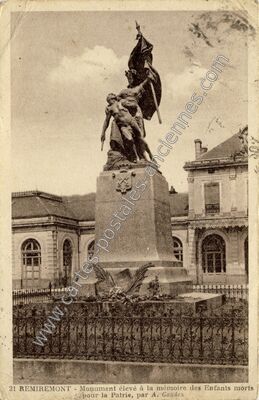 Carte postale ancienne Monument élevé à la mémoire des Enfants morts pour la Patrie, par A. Gaudez — Remiremont (Vosges)