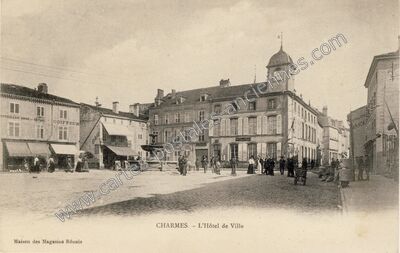 Carte postale ancienne L'Hôtel de Ville — Charmes (Vosges)