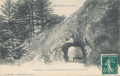 Carte postale ancienne La Roche du Diable entre Gérardmer et la Schlucht — Gérardmer (Vosges)