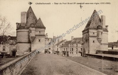 Carte postale ancienne Tour du Pont Henri IV construit sous son règne (1565-1609) — Châtellerault (Vienne)