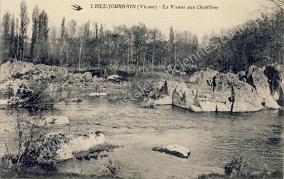 Carte postale ancienne La Vienne aux Chatillons — L'Isle-Jourdain (Vienne)