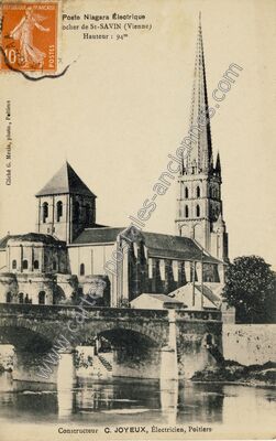 Carte postale ancienne Rocher de St-SAVIN — Saint-Savin (Vienne)