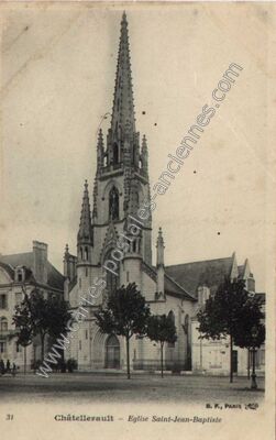 Carte postale ancienne Église Saint-Jean-Baptiste — Châtellerault (Vienne)