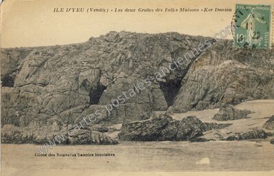 Carte postale ancienne Les deux Grottes des Belles Maisons - Ker Daniau — L'Île-d'Yeu (Vendée)