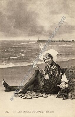 Carte postale ancienne Sablaise — Les Sables-d'Olonne (Vendée)