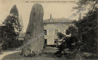 Carte postale ancienne Le Roi des Menhirs — Avrillé (Vendée)