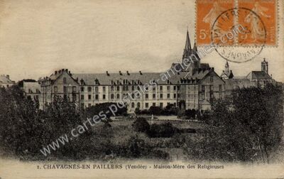 Carte postale ancienne Maison-Mère des Religieuses — Chavagnes-en-Paillers (Vendée)