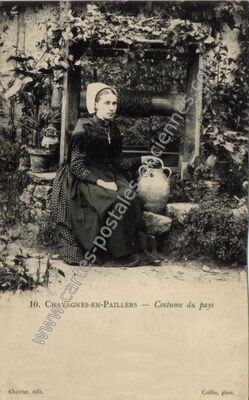 Carte postale ancienne Costume du pays — Chavagnes-en-Paillers (Vendée)