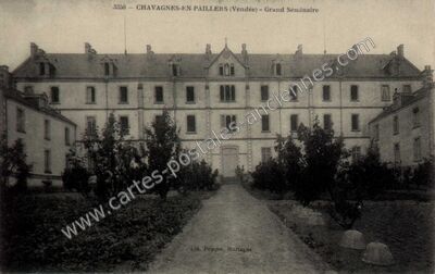 Carte postale ancienne Grand Séminaire — Chavagnes-en-Paillers (Vendée)