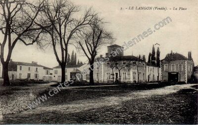 Carte postale ancienne La Place — Le Langon (Vendée)