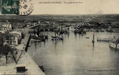 Carte postale ancienne Vue générale du Port — Les Sables-d'Olonne (Vendée)