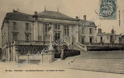 Carte postale ancienne Le Palais de Justice — Les Sables-d'Olonne (Vendée)