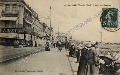 Carte postale ancienne Quai du Remblai — Les Sables-d'Olonne (Vendée)