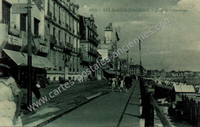 Carte postale ancienne Quai G.-Clemenceau — Les Sables-d'Olonne (Vendée)