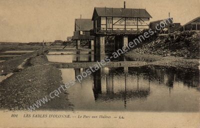 Carte postale ancienne Le Parc aux Huitres — Les Sables-d'Olonne (Vendée)