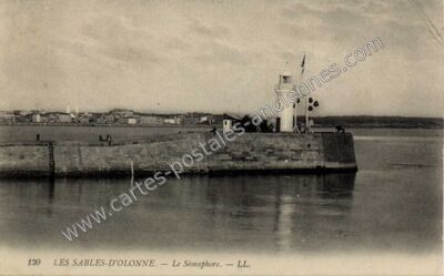 Carte postale ancienne Le Sémaphore — Les Sables-d'Olonne (Vendée)