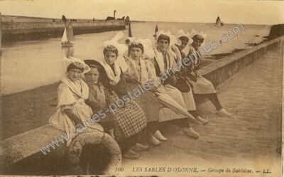 Carte postale ancienne Groupe de Sablaises — Les Sables-d'Olonne (Vendée)