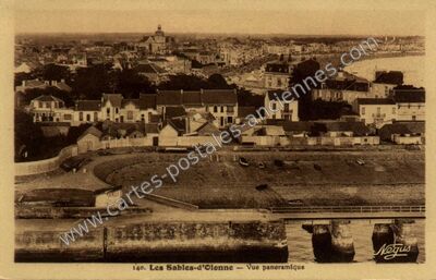 Carte postale ancienne Vue panoramique — Les Sables-d'Olonne (Vendée)