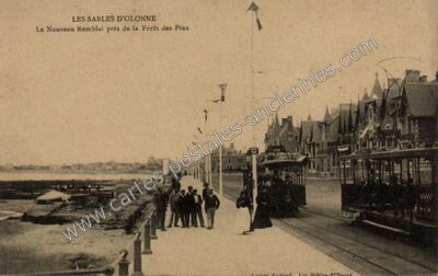 Carte postale ancienne Le Nouveau Remblai près de la Forêt des Pins — Les Sables-d'Olonne (Vendée)