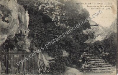 Carte postale ancienne Pensionnat de Saint Gabriel Notre-Dame de Lourdes — Saint-Laurent-sur-Sèvre (Vendée)