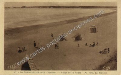 Carte postale ancienne Plage de la Grière - Au fond, La Tranche — La Tranche-sur-Mer (Vendée)