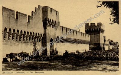 Carte postale ancienne Les Remparts — Avignon (Vaucluse)
