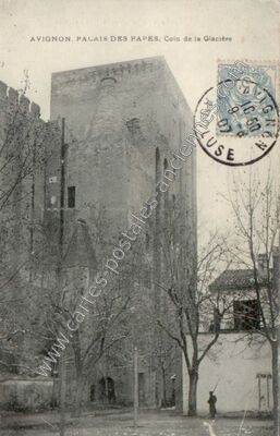 Carte postale ancienne Palais des Papes. Coin de la Glacière — Avignon (Vaucluse)