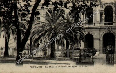 Carte postale ancienne Le Musée et Bibliothèque — Toulon (Var)