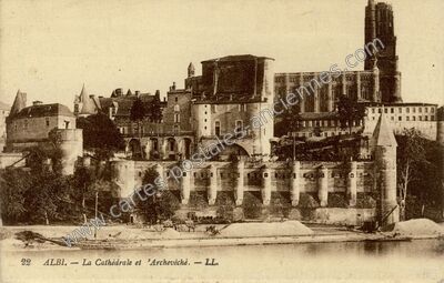 Carte postale ancienne La Cathédrale et l'Archêché — Albi (Tarn)