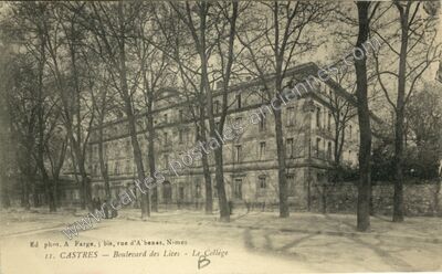 Carte postale ancienne Boulevard des Lices - Le Collège — Castres (Tarn)