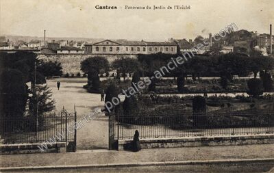 Carte postale ancienne Panorama du Jardin de l'Evêché — Castres (Tarn)