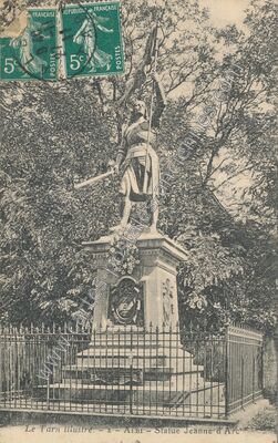 Carte postale ancienne Statue Jeanne d'Arc — Albi (Tarn)