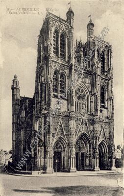 Carte postale ancienne L'Eglise Saint-Vulfran — Abbeville (Somme)