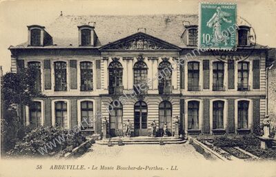 Carte postale ancienne Le Musée Boucher-de-Perthes — Abbeville (Somme)