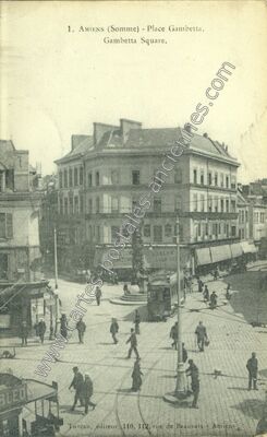Carte postale ancienne Place Gambetta — Amiens (Somme)