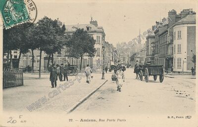 Carte postale ancienne Rue Porte Paris — Amiens (Somme)