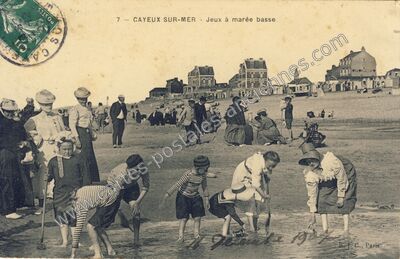 Carte postale ancienne Jeux à marée basse — Cayeux-sur-Mer (Somme)