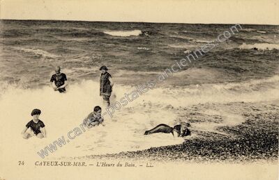 Carte postale ancienne L'Heure du Bain — Cayeux-sur-Mer (Somme)