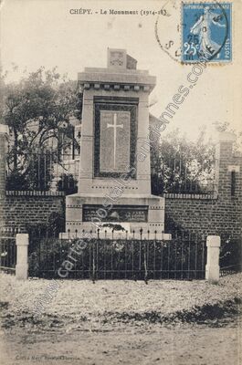 Carte postale ancienne Le Monument (1914-18) — Chépy (Somme)