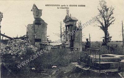 Carte postale ancienne Grivesnes après la Grande Guerre, Le Cimetière — Grivesnes (Somme)