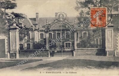 Carte postale ancienne Le Château — Marcelcave (Somme)