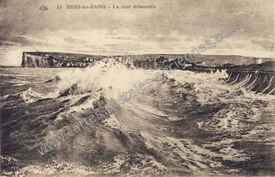 Carte postale ancienne La mer démontée — Mers-les-Bains (Somme)