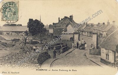 Carte postale ancienne Ancien Faubourg de Paris — Péronne (Somme)