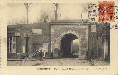 Carte postale ancienne Porte Saint-Nicolas (Intérieur) — Péronne (Somme)